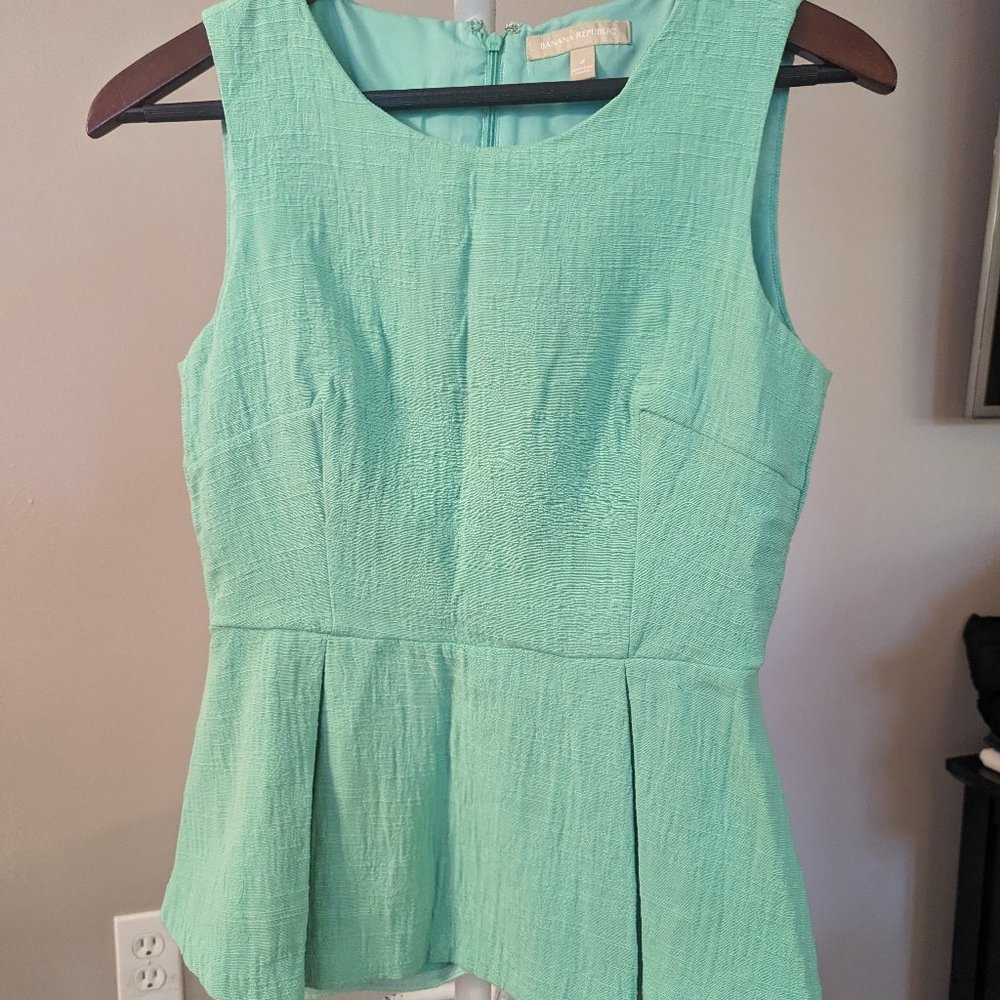 Green Banana Republic Peplum Tank -- Size 4